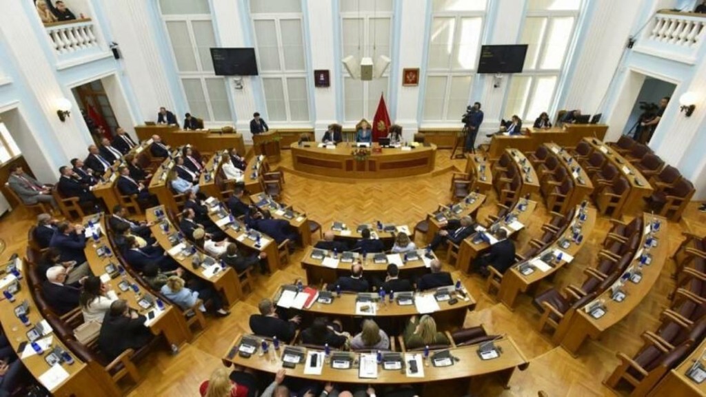 Πολιτική αναταραχή στο Μαυροβούνιο – Έπεσε ο κυβερνητικός συνασπισμός υπό τον Αμπάζοβιτς