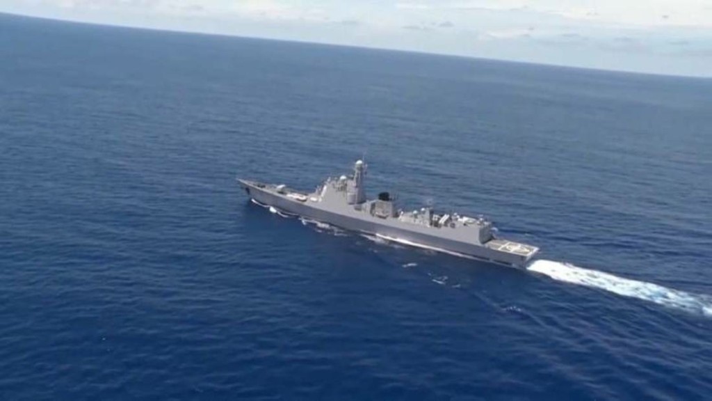 Αμερικανικά πολεμικά σκάφη έκαναν την εμφάνισή τους στο στενό της Ταϊβάν