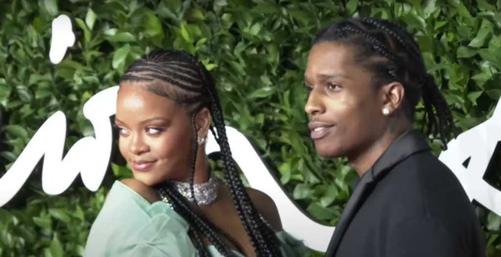 Σπάνια βραδινή έξοδος για τη Rihanna και τον Asap Rocky – Το ντύσιμο που τράβηξε τα βλέμματα στη Νέα Υόρκη (pics)