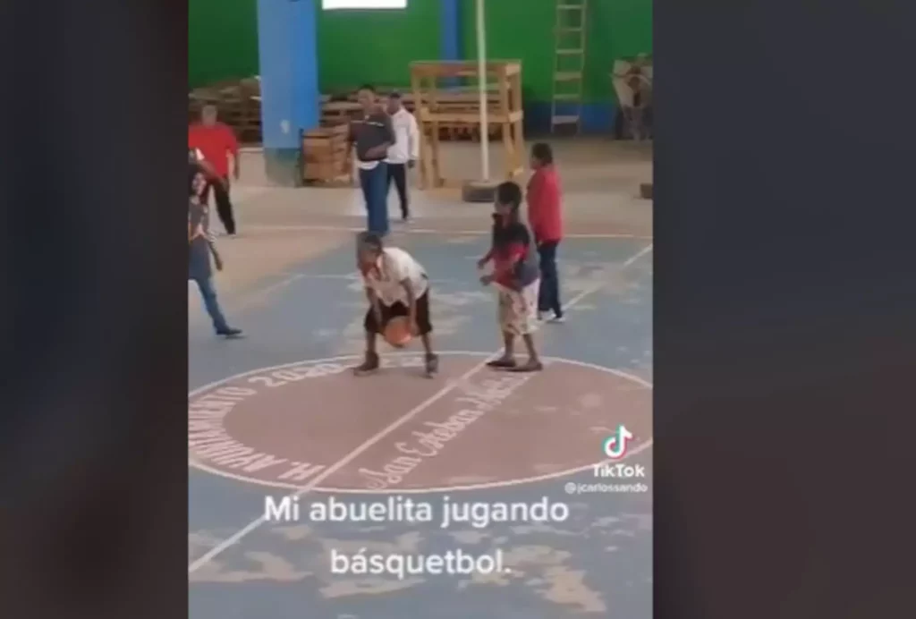 Το TikTok τρελάθηκε με τη “γιαγιά Τζόρνταν” και τις επιδόσεις της στο μπάσκετ – Το βίντεο που έγινε viral
