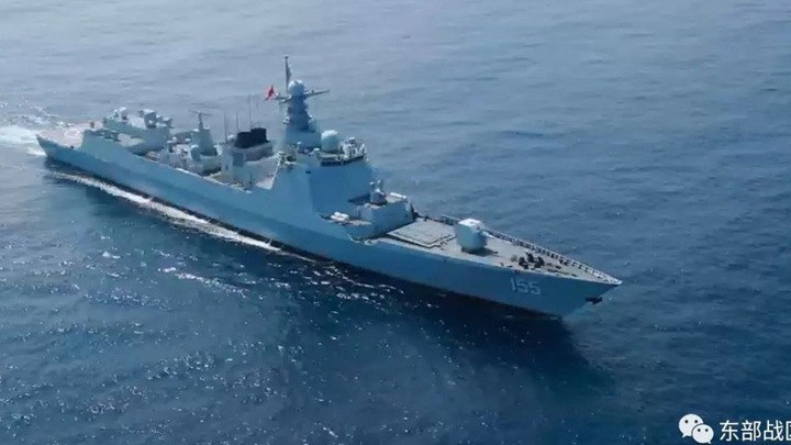 Σκηνικό πολέμου στο στενό της Ταϊβάν – Το παιχνίδι της “γάτας με το ποντίκι” στα στενά του νησιού (vids)