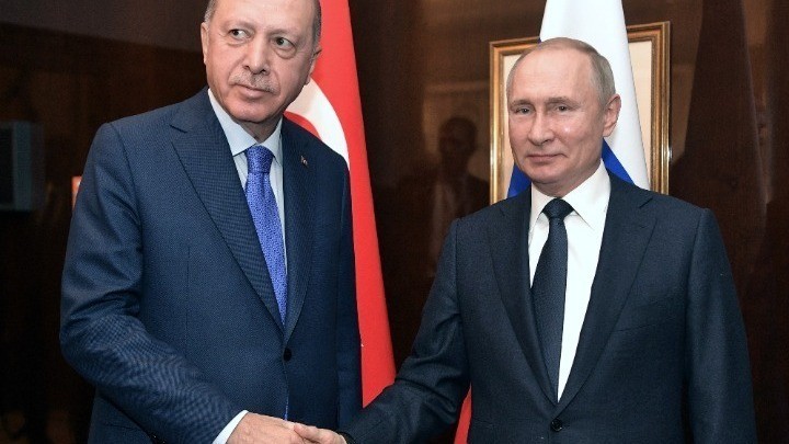 Τετ α τετ Ερντογάν και Πούτιν στο Σότσι – Η Ουκρανία και η Συρία στο επίκεντρο των συζητήσεων (vids)