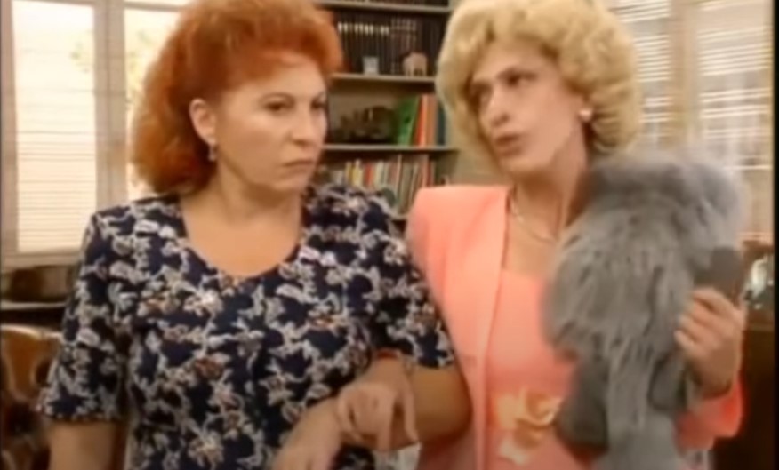 Συγκινεί η Χρυσούλα Διαβάτη – “Μου λείπουν τα γέλια που ρίχναμε με την Ντίνα Κώνστα”
