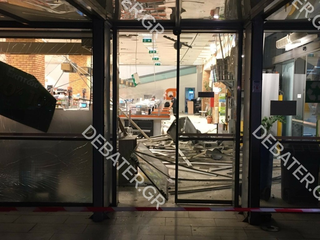 Ισχυρή έκρηξη σε ΑΤΜ σε σούπερ μάρκετ στην Αργυρούπολη (pics&vid)