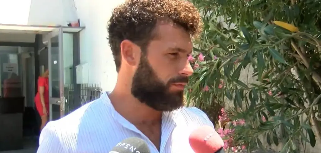 Απασφαλίζει η πρώην του Στάθη Σχίζα – “Έχω κι εγώ το δικαίωμα να μιλήσω για την προσωπική μου ζωή” (pics)