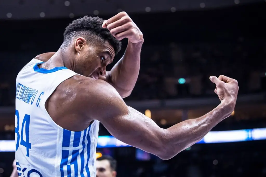 Η Bild σχολιάζει τον Greek Freak – “Έψαχνε στα σκουπίδια για να φάει και τώρα έχει μυθικό πλούτο”
