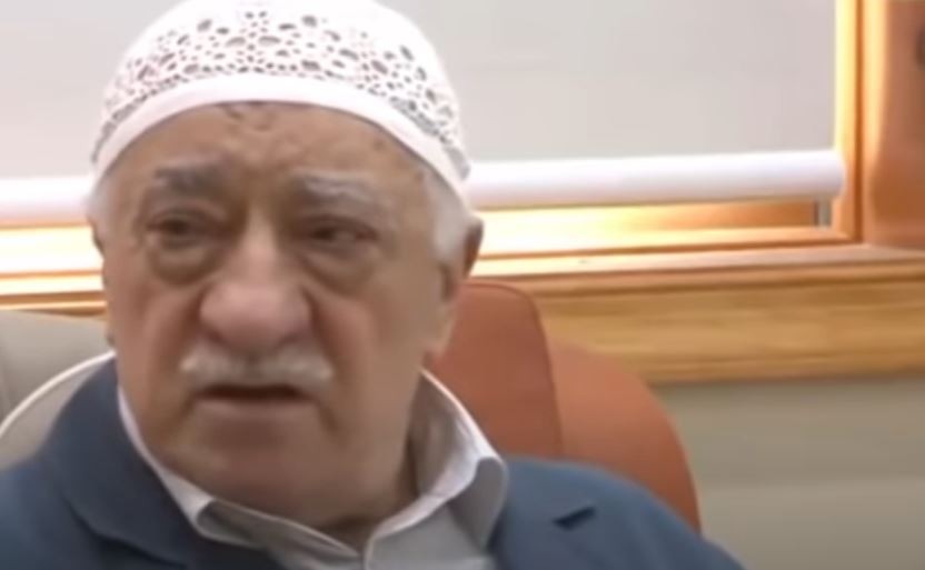 Ο Γκιουλέν αποδομεί τον Ερντογάν – “Λέει ανοησίες και οι Τούρκοι συμπεριφέρονται σαν μεθυσμένοι”