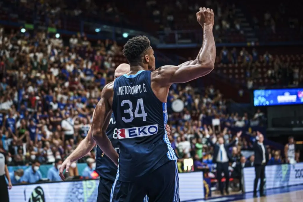 Έτοιμος ο “Greek Freak” για τον αγώνα με την Τσεχία – Όλοι οι παίκτες στη διάθεση του Ιτούδη