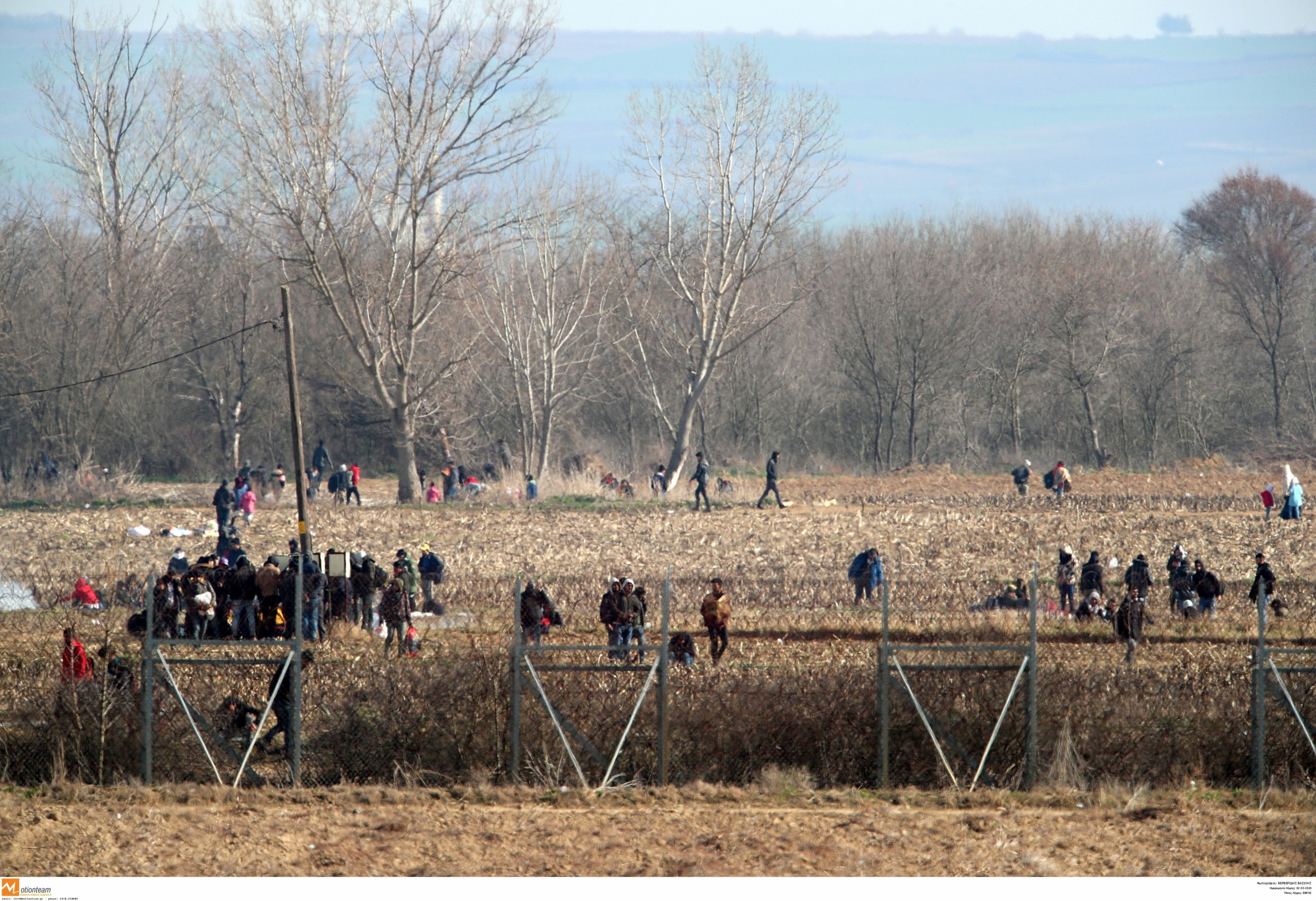 “Πατέντα” για να ξεφεύγουν από ελέγχους στον Έβρο – Στρατολογούν Σέρβους διακινητές για να κινούν λιγότερες υποψίες (vid)