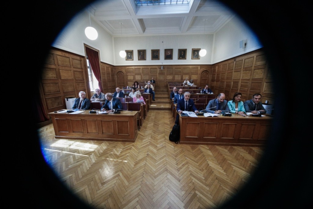 Πολυπρόσωπη η λίστα μαρτύρων του ΠΑΣΟΚ-ΚΙΝΑΛ που ζήτησε να κληθούν στην Εξεταστική Επιτροπή – Ανάμεσά τους και ο Μητσοτάκης