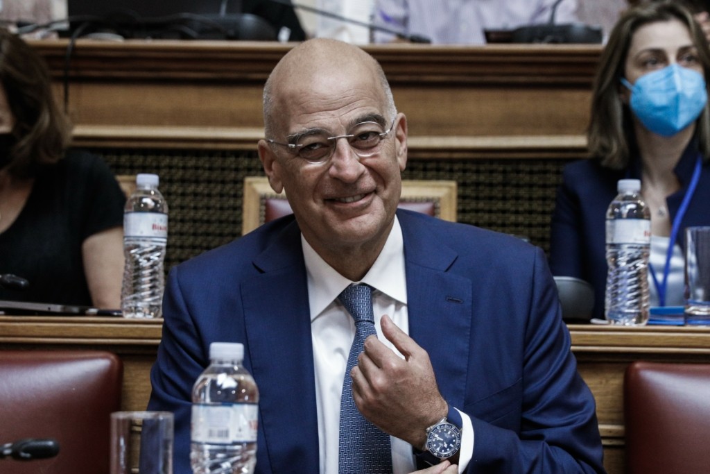 Πολιτική αντιπαράθεση ΣΥΡΙΖΑ – κυβέρνησης ακόμα και για τροχαίο ατύχημα με το αυτοκίνητο του Δένδια