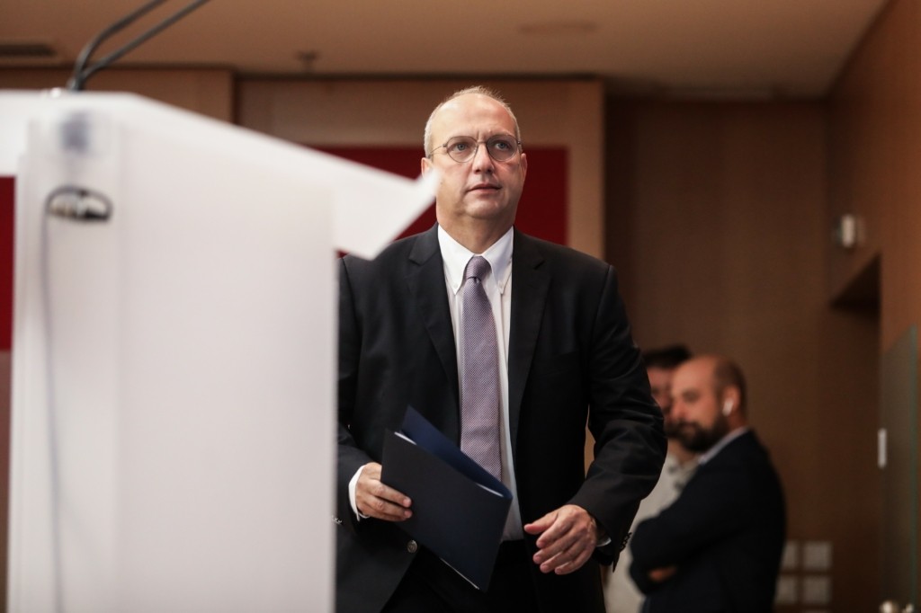 Ειρωνικό σχόλιο Οικονόμου για ΣΥΡΙΖΑ – “Διαβολική σύμπτωση που ο Σπίρτζης αποκάλυψε τώρα την παγίδευση τηλεφώνου”