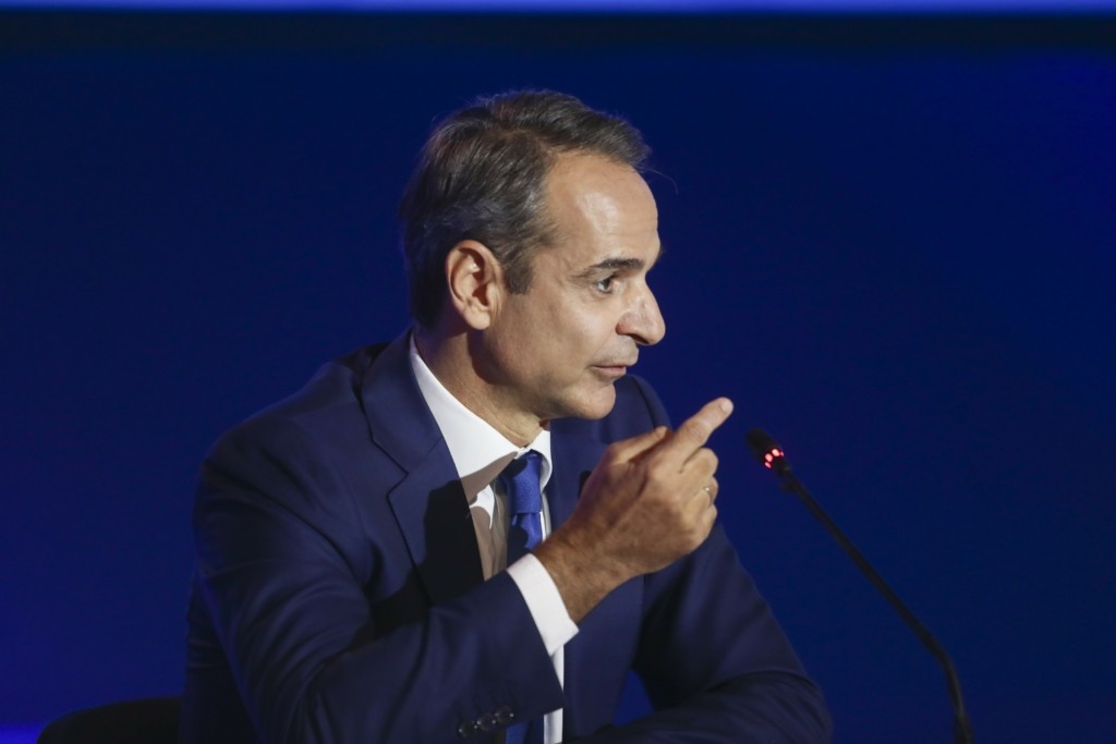 Ο Μητσοτάκης για τις γυναικοκτονίες και τον πολιτικό γάμο ομόφυλων ζευγαριών