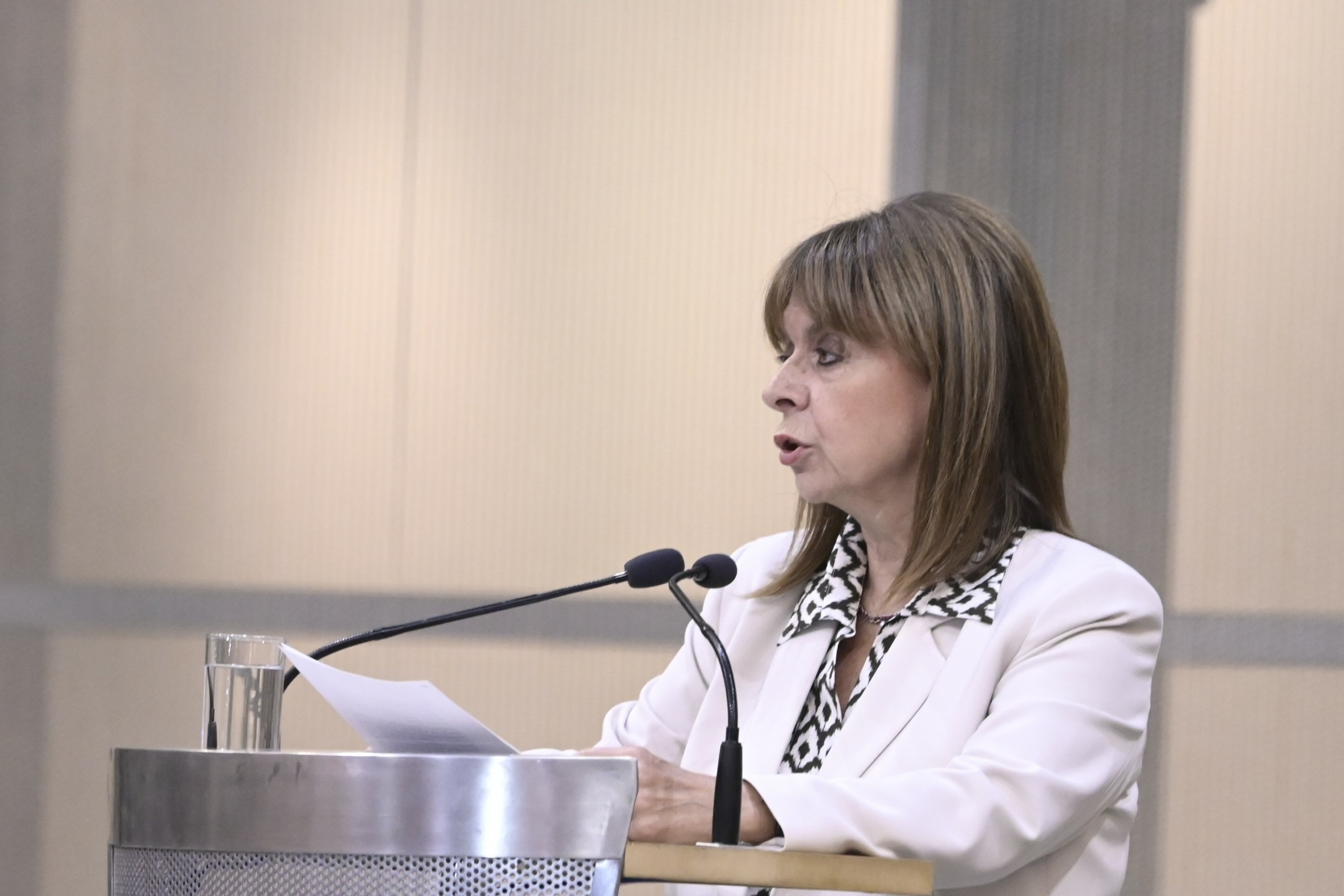 Η Σακελλαροπούλου θα εκπροσωπήσει την Ελλάδα στην κηδεία της βασίλισσας Ελισάβετ
