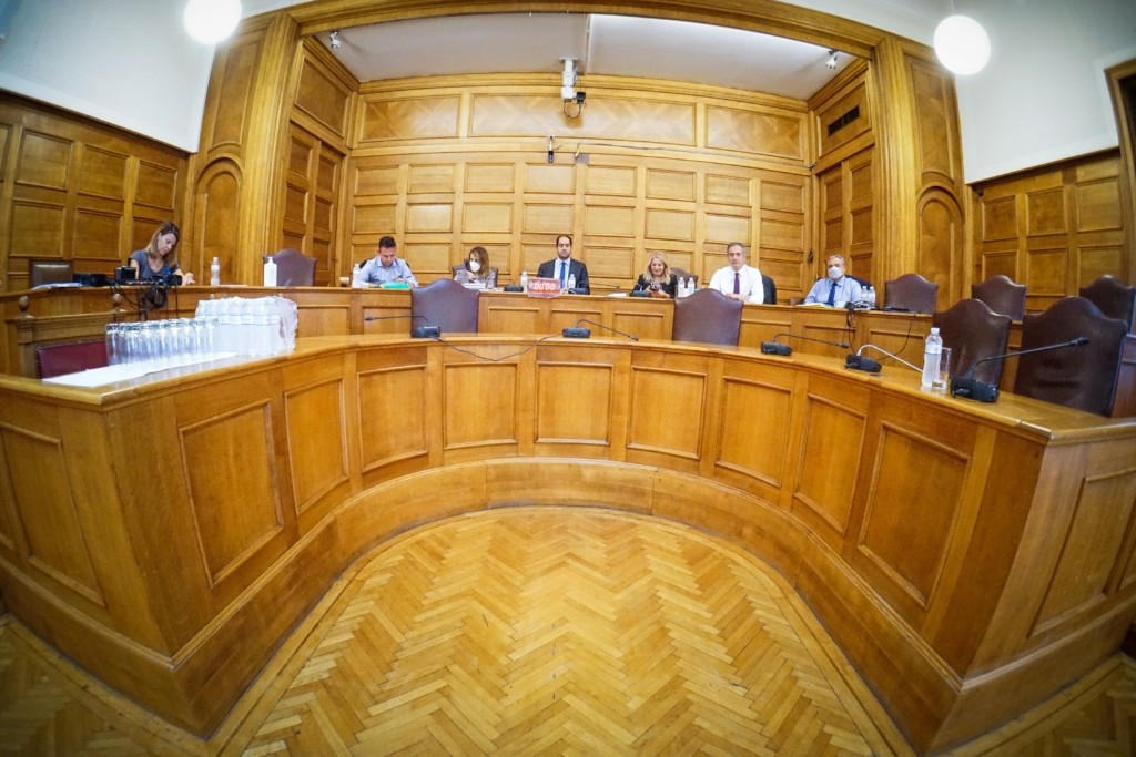 “Νόμιμη η επισύνδεση του τηλεφώνου του Ανδρουλάκη” – Τι κατέθεσε ο διοικητής της ΕΥΠ στην Εξεταστική για τις υποκλοπές