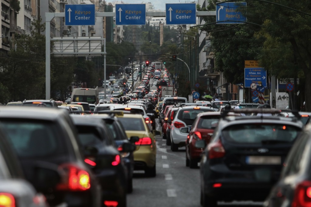 Κυκλοφοριακές ρυθμίσεις την Κυριακή – Ποιοι δρόμοι θα είναι κλειστοί