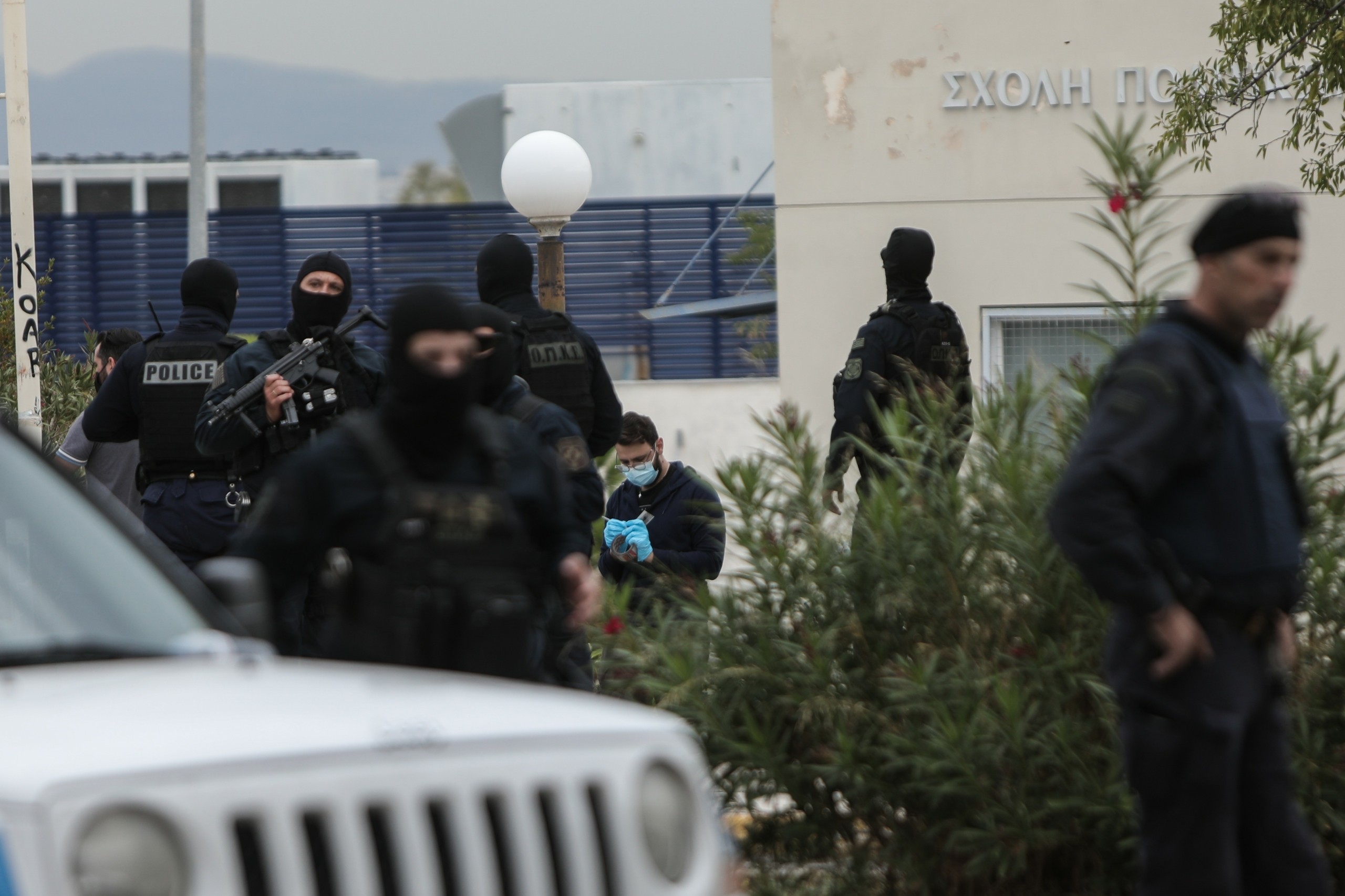 Οι συμμορίες του Ζωγράφου πλήρωναν αδρά φοιτητές για να μένουν στα δωμάτιά τους στην εστία (vids)