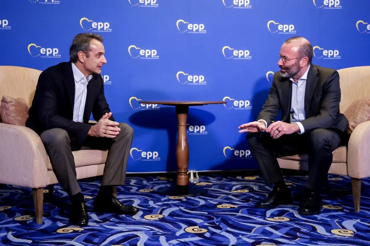 Κυριάκος Μητσοτάκης προς Μάνφρεντ Βέμπερ – “Διαχειριστήκαμε τις κρίσεις με αποτελεσματικότητα” (pics)