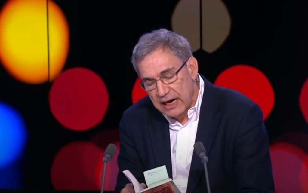 Ο Ορχάν Παμούκ επιτίθεται στον Ερντογάν – “Δεν μπορεί πια να περιορίσει τη φωνή κανενός”