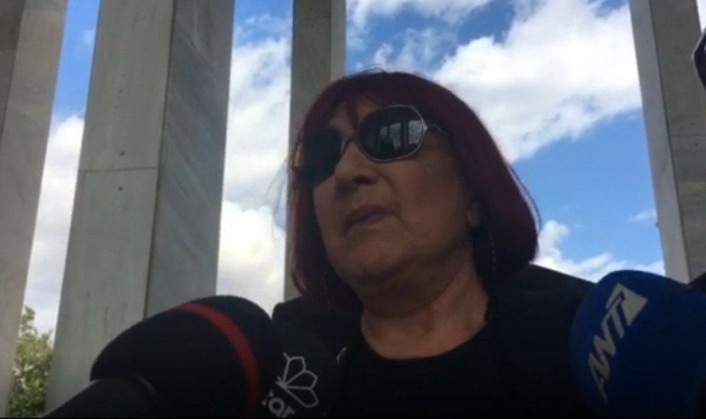 “Ήρθα να αποχαιρετήσω τη Μαρθούλα μου” – Ράκος η επιστήθια φίλη της Ντόρα Ντούμα
