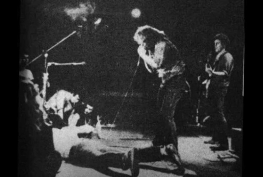 Όταν ο Rory Gallagher τραγούδησε το “Moonchild” στη Νέα Φιλαδέλφεια (vids)
