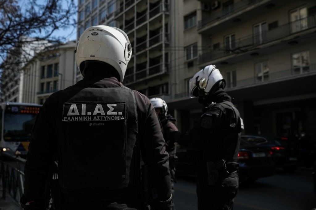 Ειδικός σύμβουλος του πρωθυπουργού έπεσε θύμα κλοπής στη Δάφνη