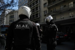 ΕΛΑΣ: Ενίσχυση με 600 ένστολους σε κρίσιμες υπηρεσίες της Αττικής – “Ψευδή τα δημοσιεύματα περί ελλείψεων”