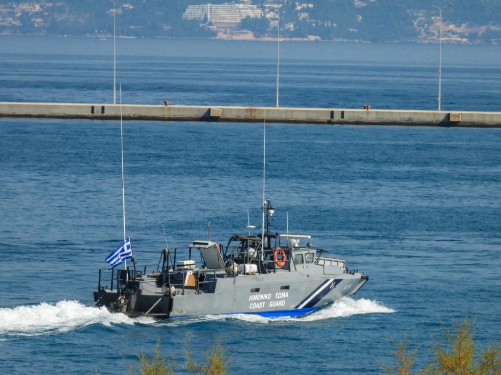 Κατάσχεση αλιευτικών εργαλείων στη Λάρυμνα – Με σφυροκάλεμο ψάρευε παράνομα