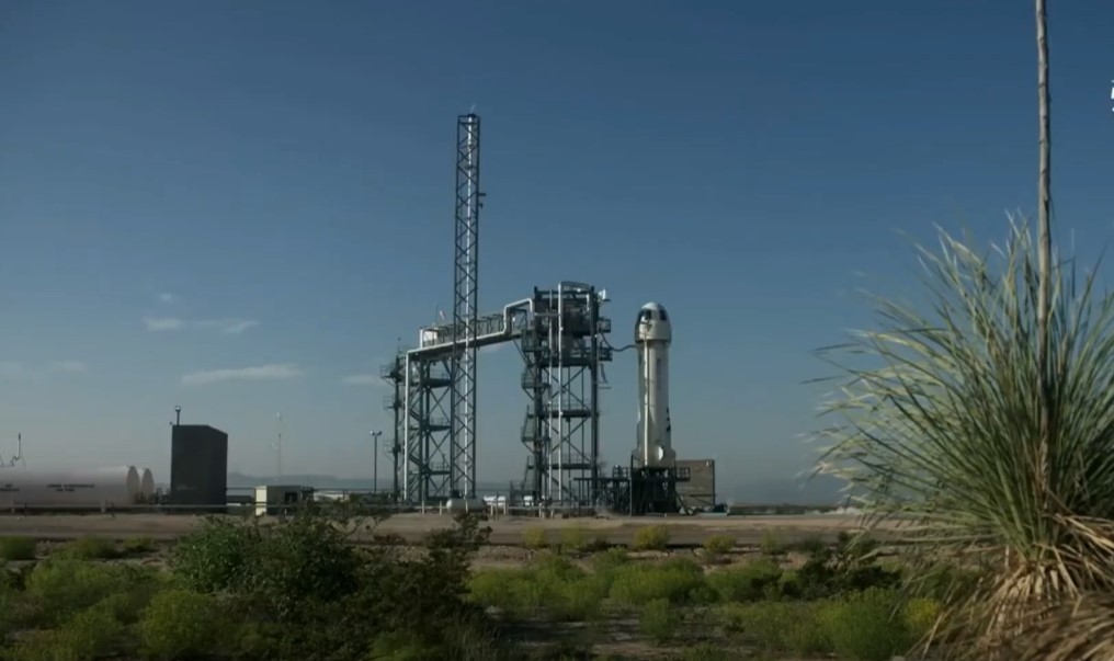 Πρώτη αποτυχία για την Blue Origin του Τζεφ Μπέζος – Εξερράγη πύραυλος της στον αέρα (vid)