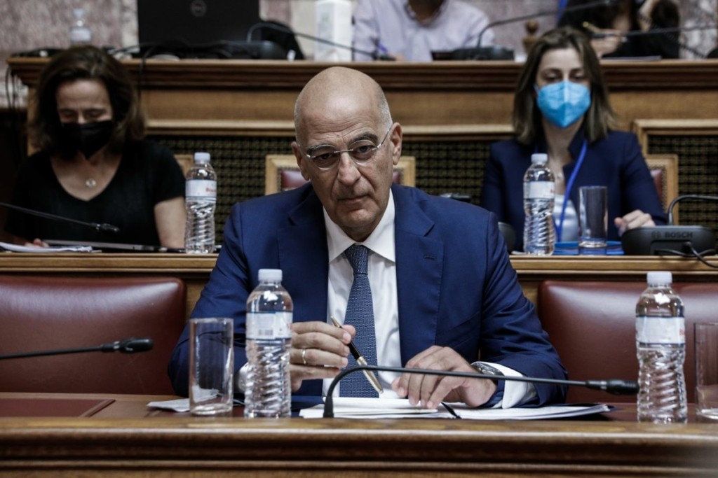 Βάζει στη θέση του τον Ερντογάν ο Δένδιας – “Δεν μας φοβίζουν νταηλίκια με αγοραίες εκφράσεις, δεν μπλέκουμε σε ανατολίτικο καυγά”