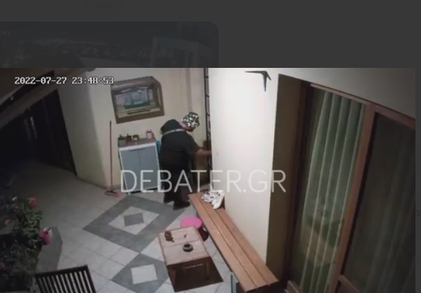 Βίντεο ντοκουμέντο από τους “αδιόρθωτους” ληστές σπιτιών – Βγήκαν από τη φυλακή και ρήμαξαν τα πάντα στο πέρασμά τους (vids)