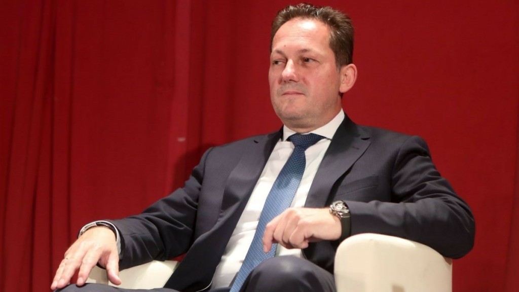 Πέτσας για αύξηση κατώτατου μισθού – “Στοίχημα για την επόμενη τετραετία”