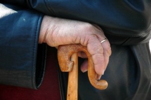 Χανιά: Άνδρας επιτέθηκε με μαγκούρα στην πρώην σύζυγό του μπροστά στο παιδί τους
