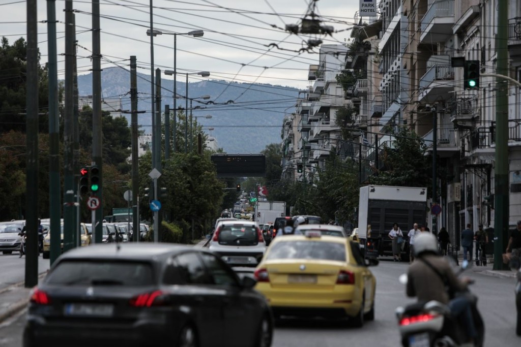 Κυκλοφοριακές ρυθμίσεις στη λεωφόρο Αλεξάνδρας – Πότε ξεκινούν