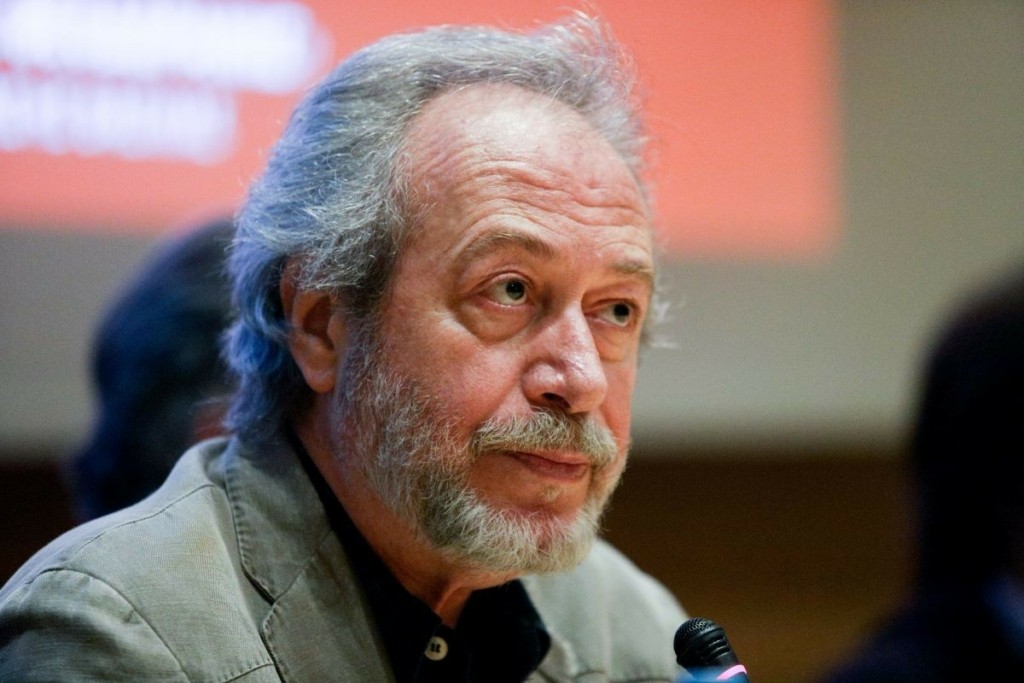 Όλα όσα δεν ξέρατε για τον Γρηγόρη Βαλτινό – Η μακρά πορεία του ως ηθοποιός και σκηνοθέτης (pics)
