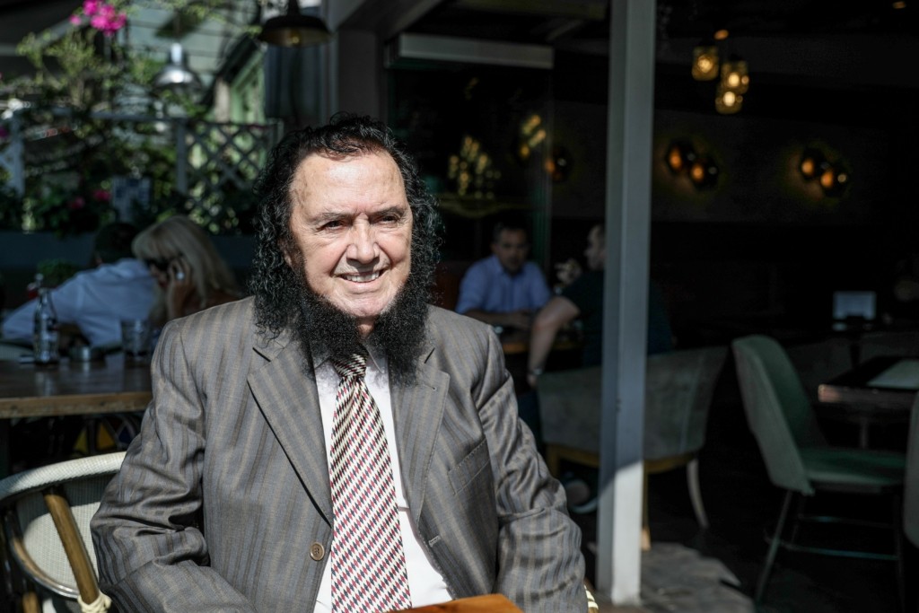 Πέθανε ο τραγουδιστής Σταμάτης Κόκοτας – Φτωχότερο το ελληνικό λαϊκό τραγούδι