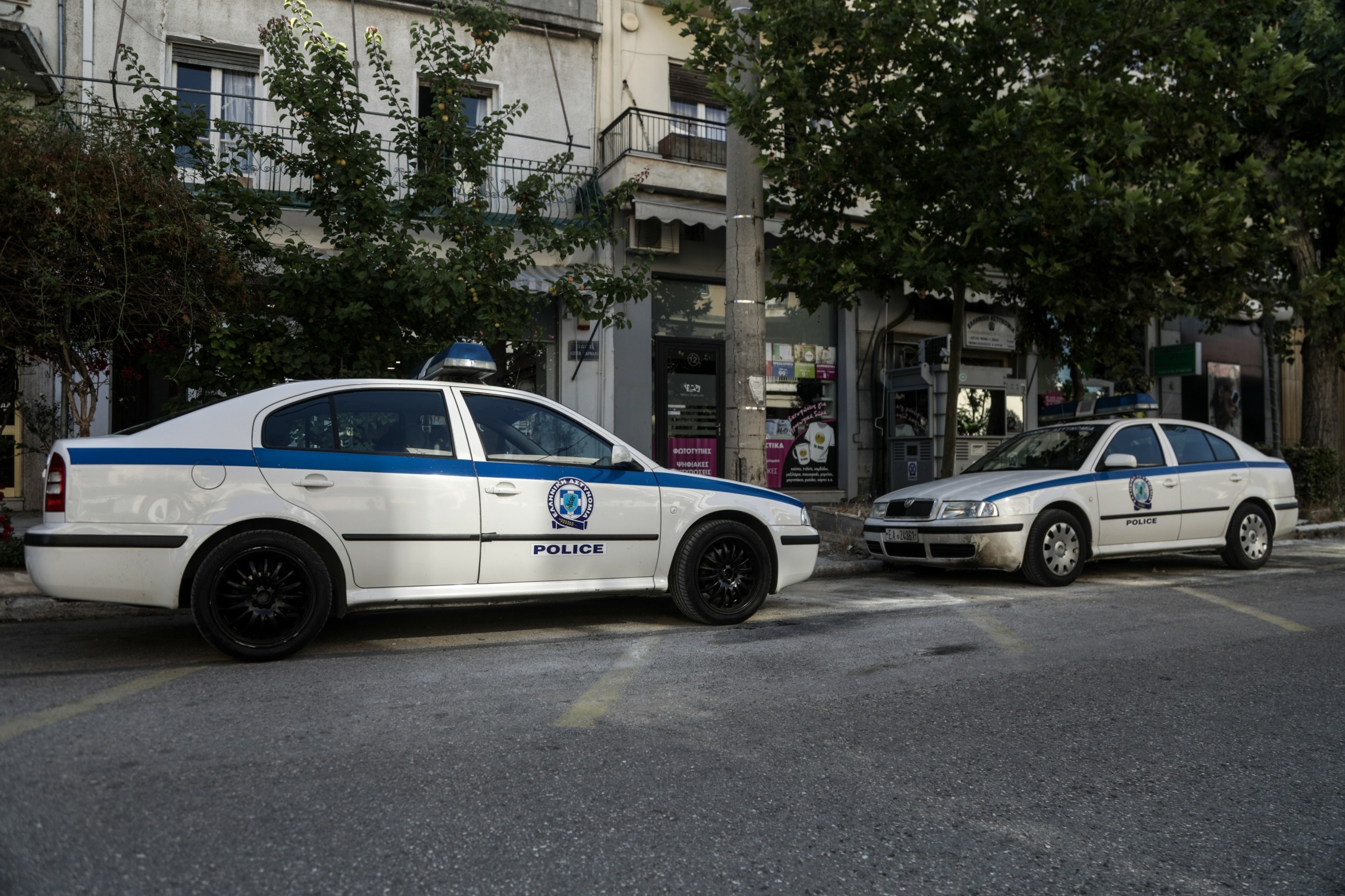 Απίστευτο περιστατικό στη Νέα Ιωνία – Τα νοήματα μιας γυναίκας αποκάλυψαν ένα οπλοστάσιο – Τη βίασε με την απειλή όπλων