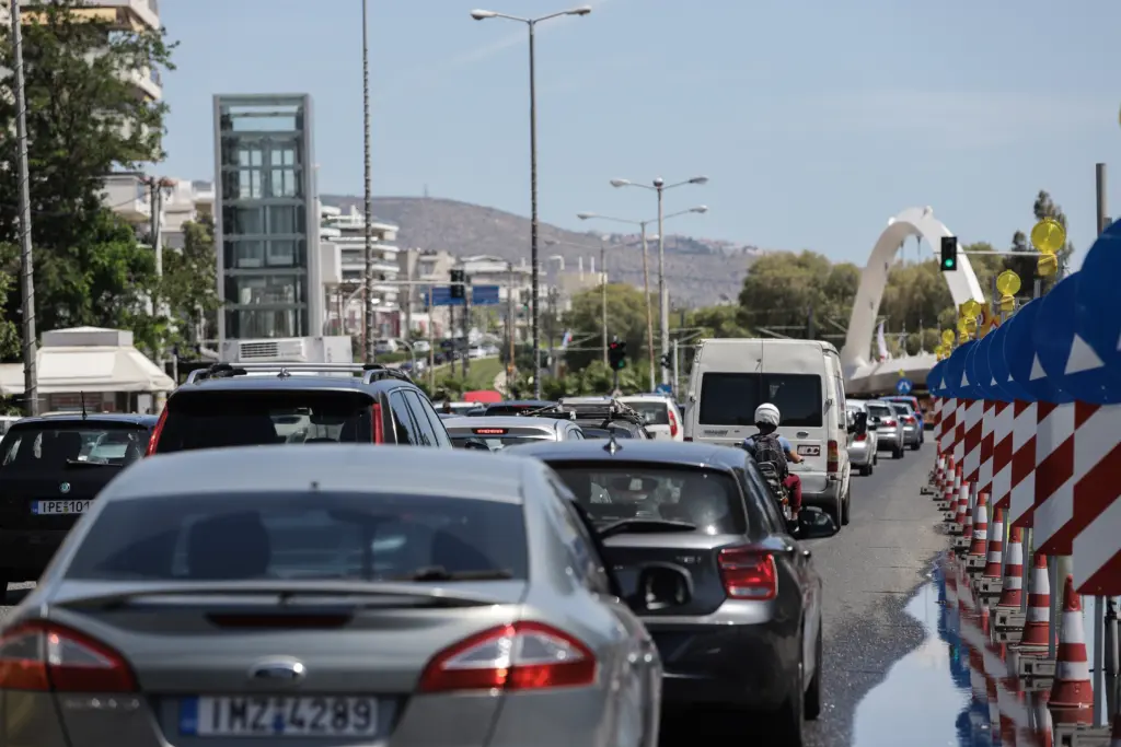 Κυκλοφοριακές ρυθμίσεις στην Εθνική Οδό Αθηνών – Λαμίας μέχρι τον Δεκέμβριο
