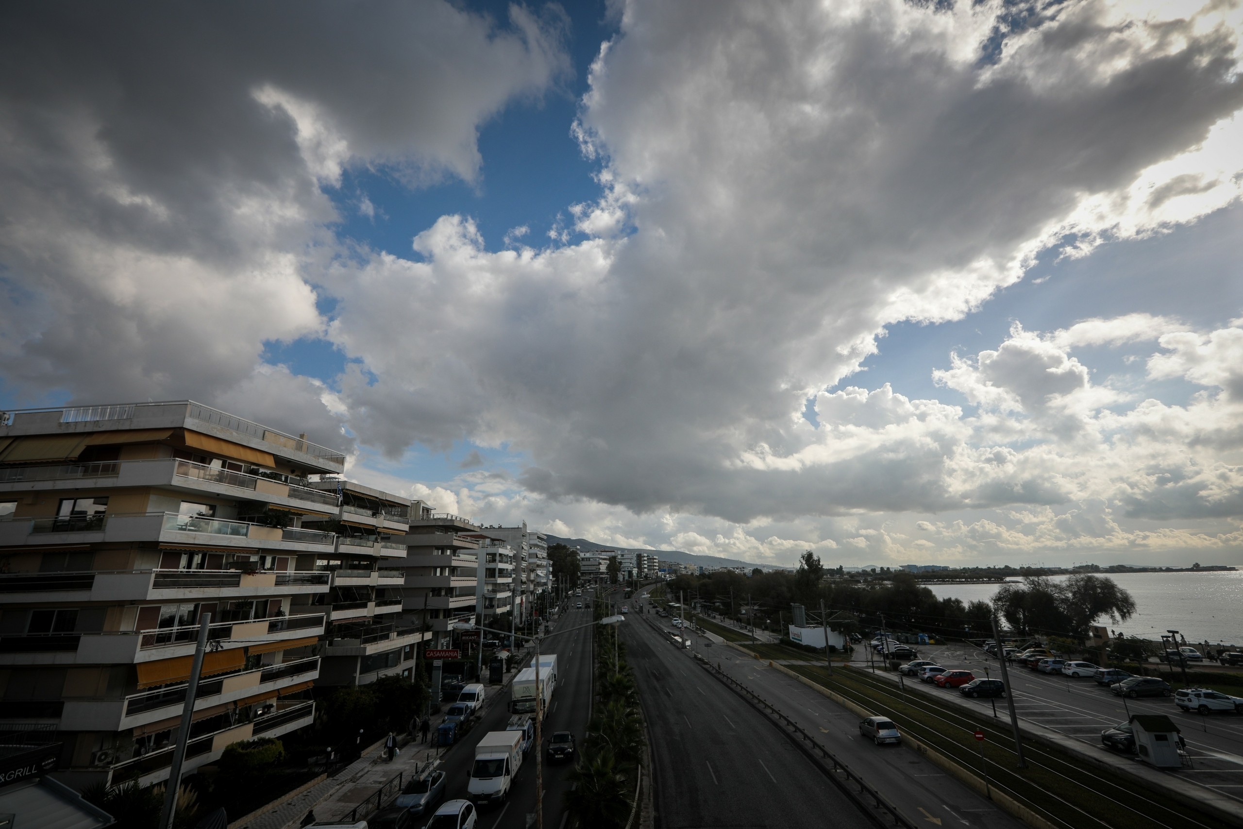 Κρύο με συννεφιά την Τρίτη στο μεγαλύτερο μέρος της χώρας (vid)