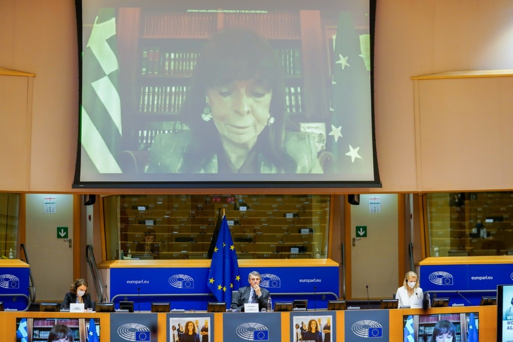 Η Σακελλαροπούλου ζητά κοινή ευρωπαϊκή δράση για το μεταναστευτικό