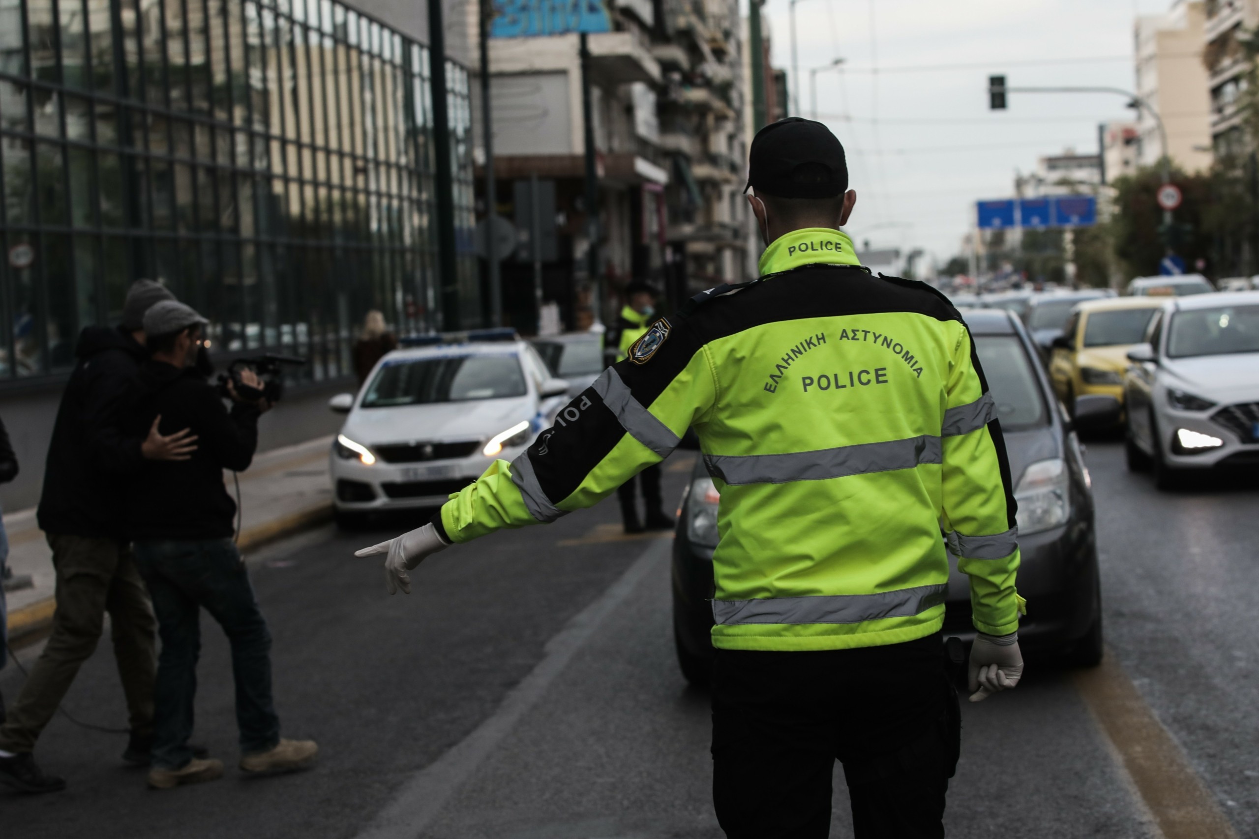 Αυξημένα μέτρα της Τροχαίας σε όλη την Ελλάδα για το τριήμερο της 28ης Οκτωβρίου