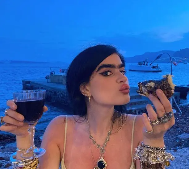 Η Σοφία Χατζηπαντελή τα είπε όλα – Η “κόντρα” με τη Βιτινάρος, οι κοπέλες του GNTM που έχει αναλάβει και η Βίκυ Καγιά