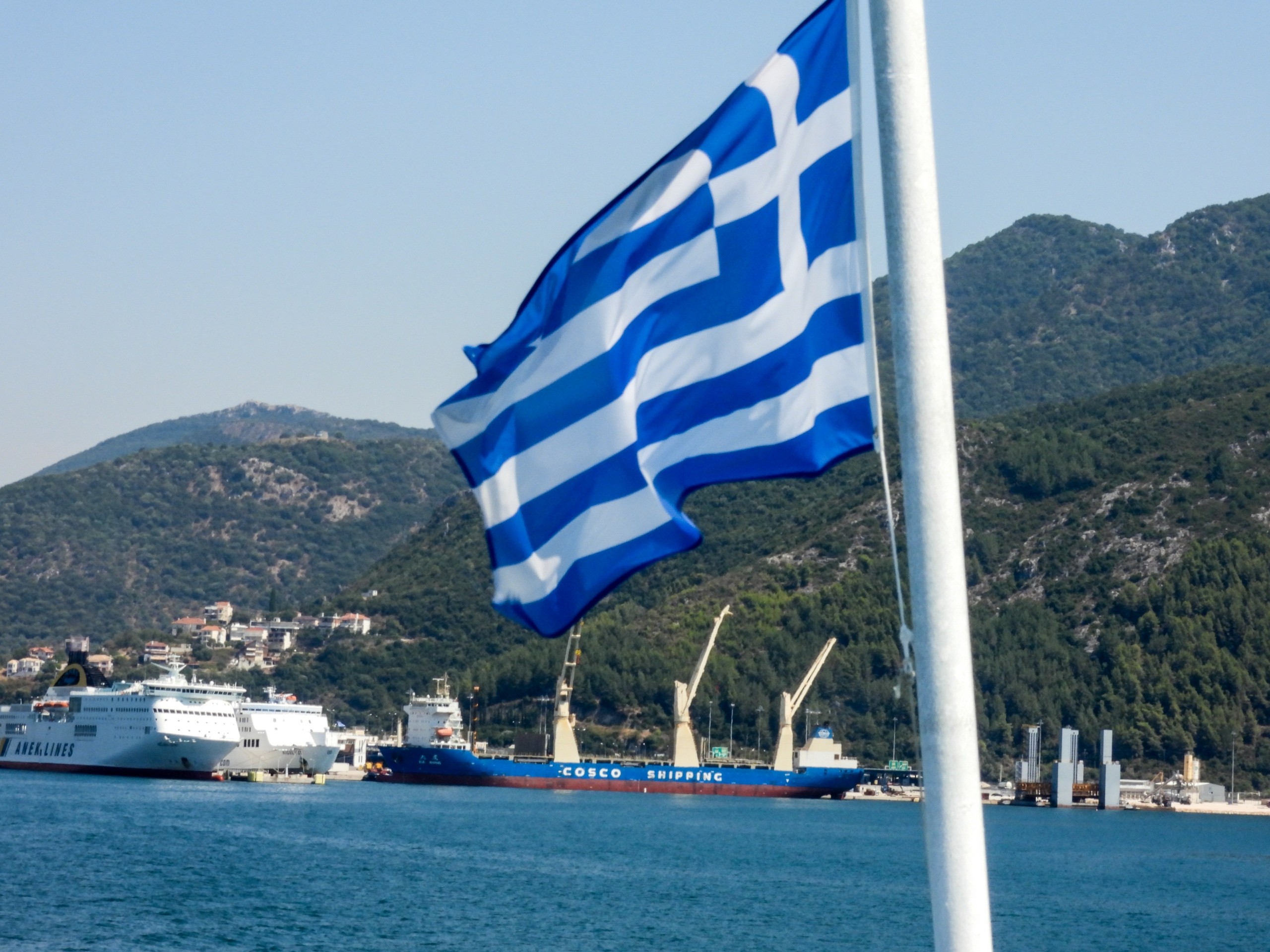 “Το πεπρωμένο της Ελλάδας να μεγαλουργεί αξιοπρεπής και ελεύθερη” – Το μήνυμα του αρχηγού ΓΕΕΘΑ για την 28η Οκτωβρίου