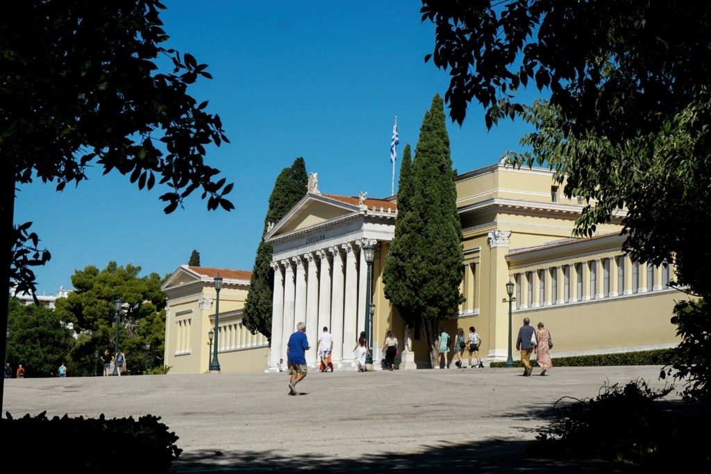 “Πρεμιέρα” τη Δευτέρα για τους τρεις σταθμούς μετρό του Πειραιά – Όλες οι λεπτομέρειες για τα δρομολόγια (vid)