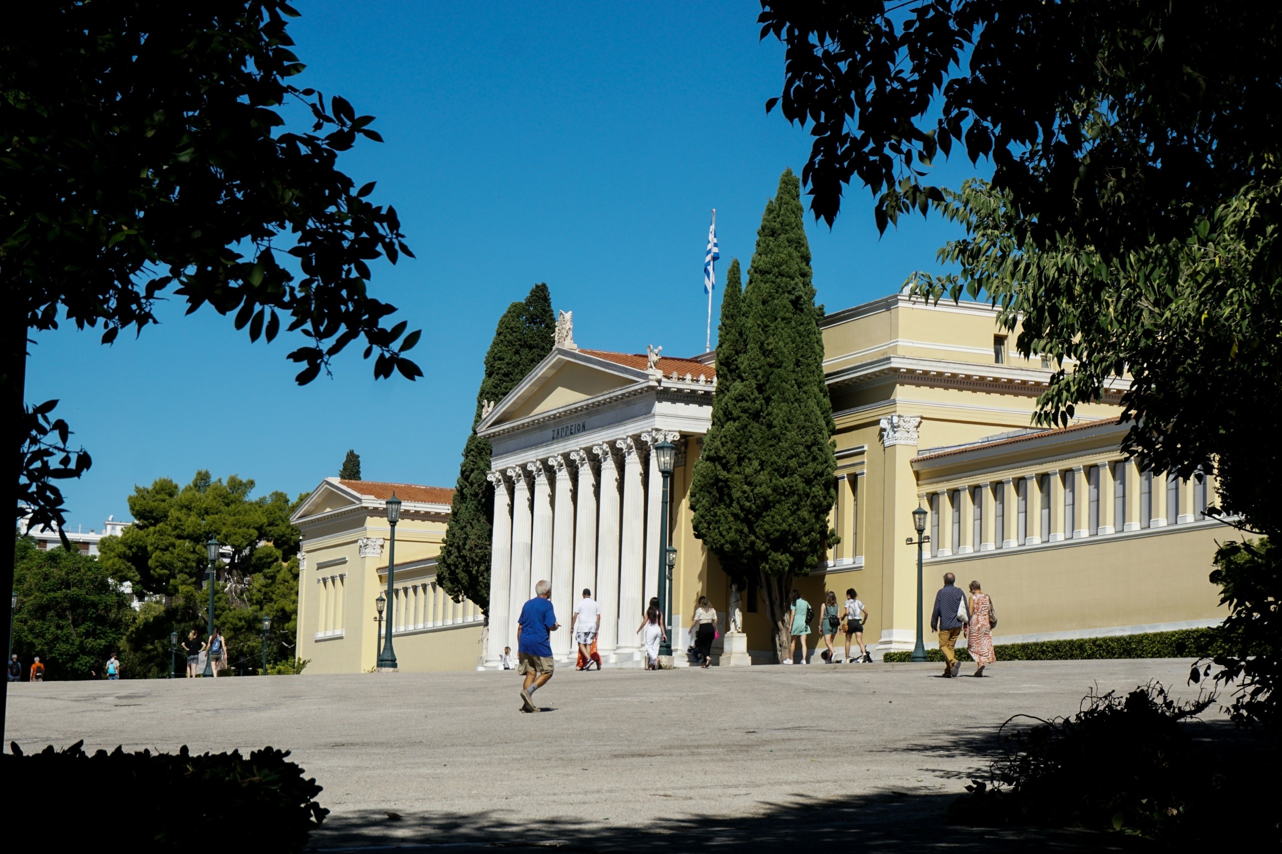 “Πρεμιέρα” τη Δευτέρα για τους τρεις σταθμούς μετρό του Πειραιά – Όλες οι λεπτομέρειες για τα δρομολόγια (vid)