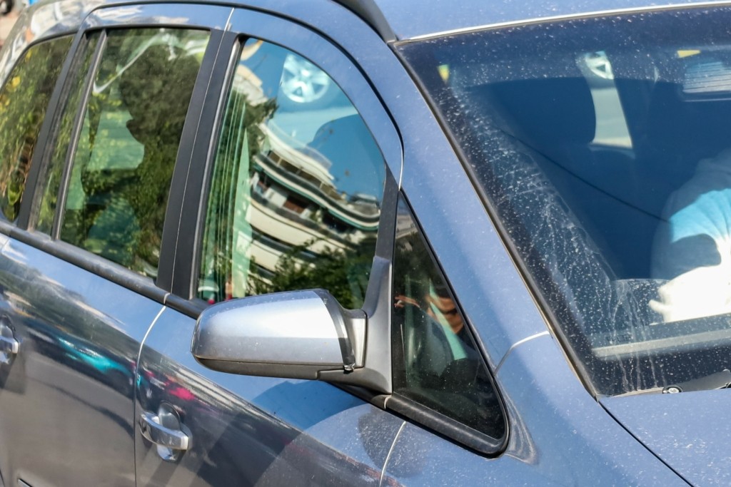 Προφυλακιστέοι ο 33χρονος και ο 34χρονος για τον βιασμό της 12χρονης – Διαφωνία ανακρίτριας και εισαγγελέα για τον τρίτο κατηγορούμενο
