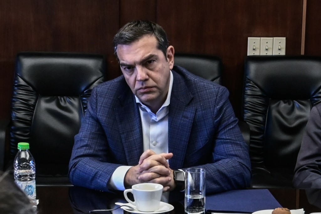 Τσίπρας κατά κυβέρνησης για το “έγκλημα” στα εξοπλιστικά – “Από τα 14 δισ. δεν δόθηκε ούτε 1 στην Ελληνική Αμυντική βιομηχανία”