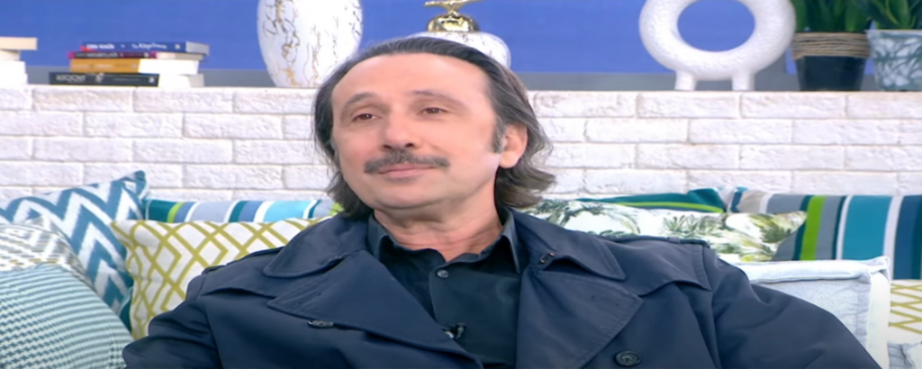 Ο Ρένος Χαραλαμπίδης αποκαλύπτει – “Δεν αντέχω τη φτώχεια, μου δόθηκε η τύχη να βγάλω λεφτά”