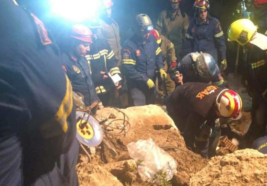 Φονική κατολίσθηση στο Λασίθι – Βράχος καταπλάκωσε ενοικιαζόμενα δωμάτια – Νεκρή 45χρονη τουρίστρια (pics)