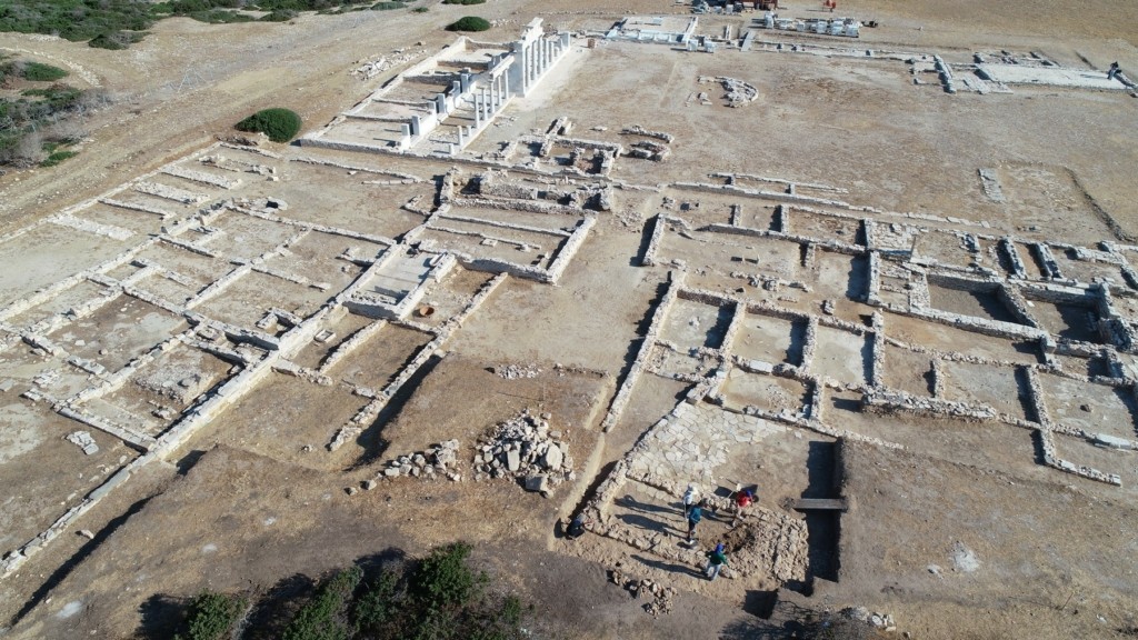 Οι εικόνες και τα ευρήματα από τις ανασκαφές στο Δεσποτικό Αντιπάρου – Ένα από τα σημαντικότερα λατρευτικά κέντρα (pics)